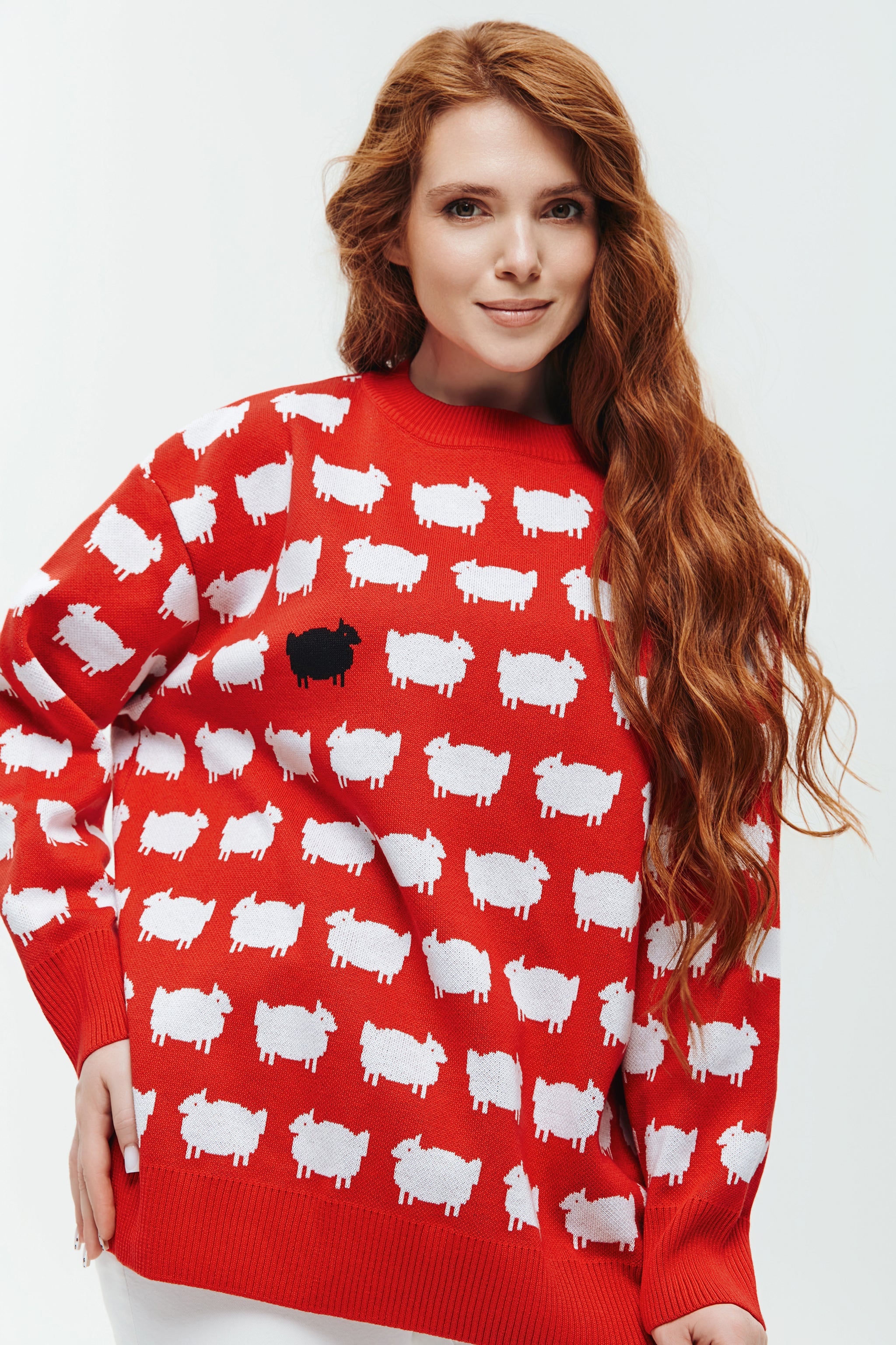 Sweter z owieczkami, Czerwony