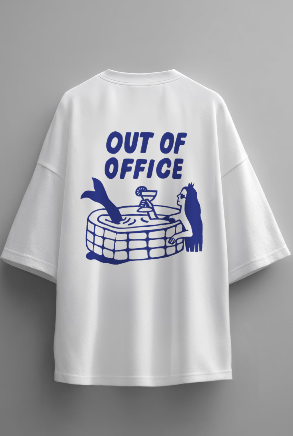 Oversized T-shirt "Out of office"