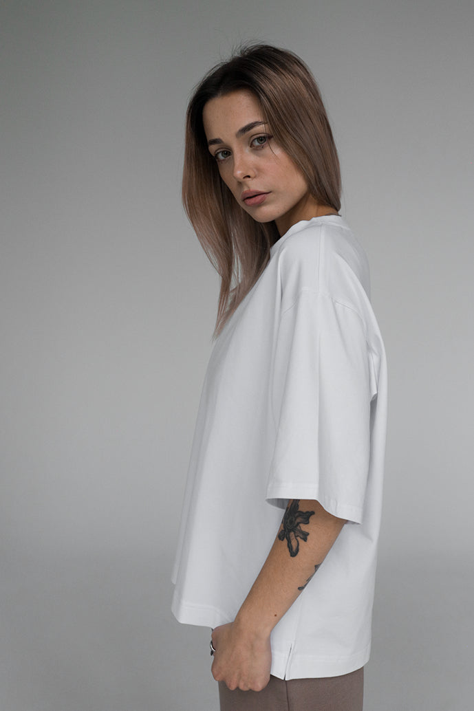 Oversized T-shirt "Wings remember the way"