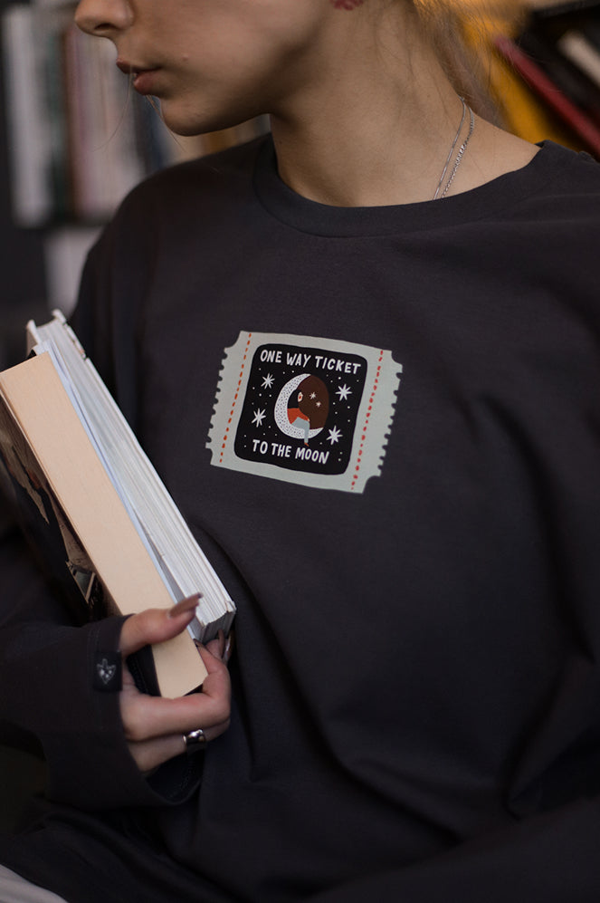 Oversized Long-Sleeve Shirt "One way ticket to the moon"