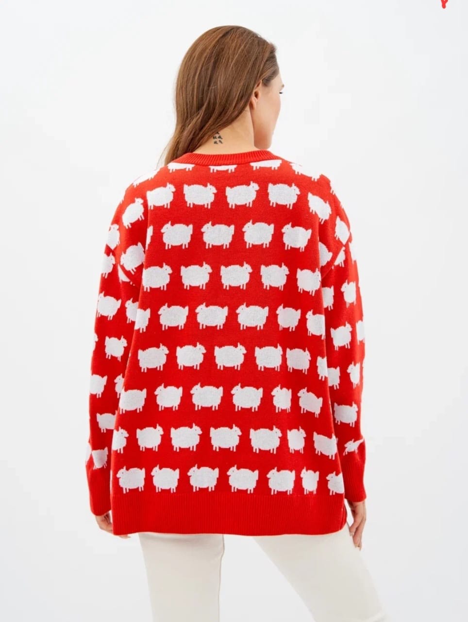 Sweter z owieczkami, Czerwony